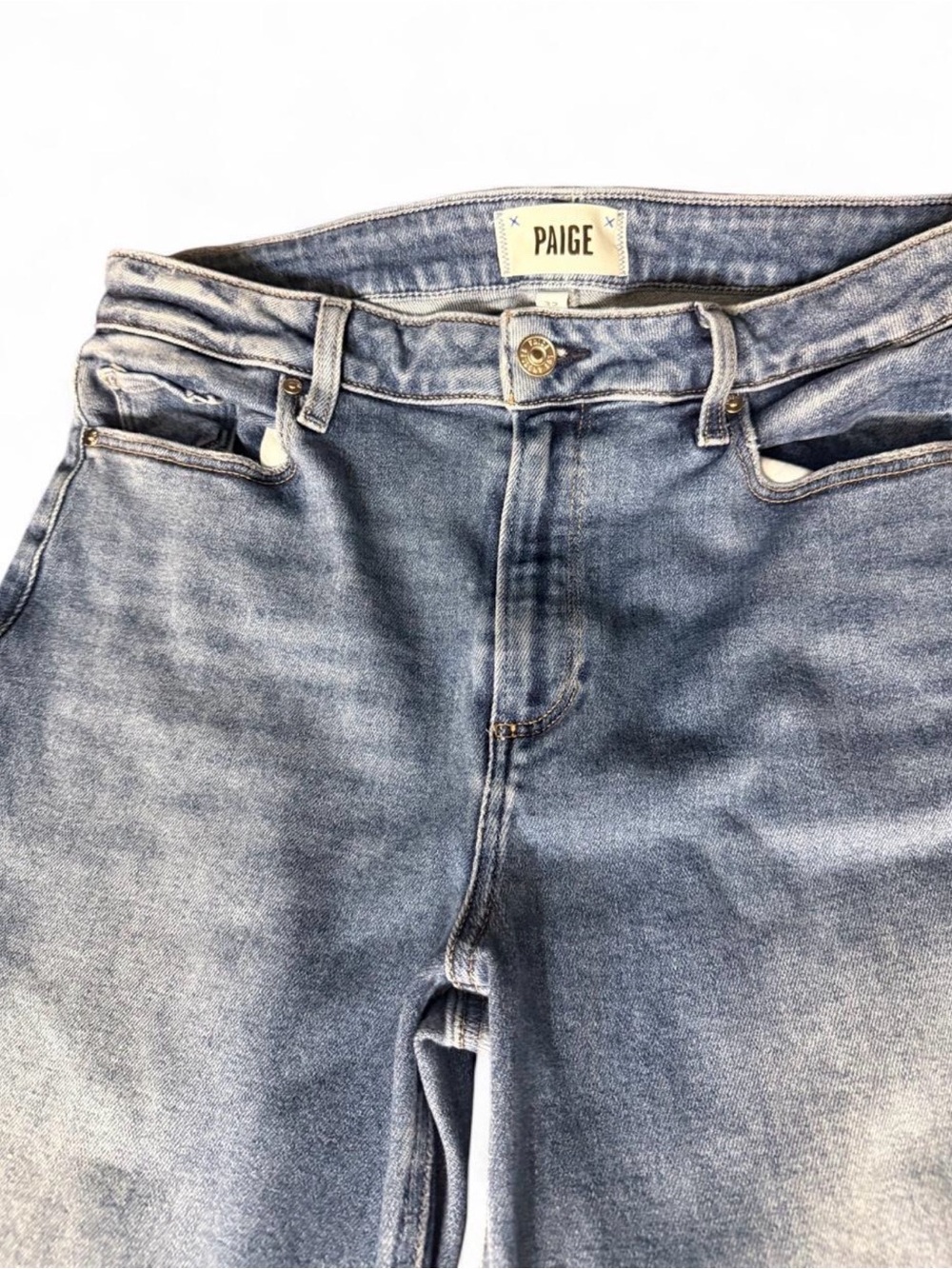 PAIGE Light Blue - Cindy -  Straight Leg Jeans Women’s Sz 32
